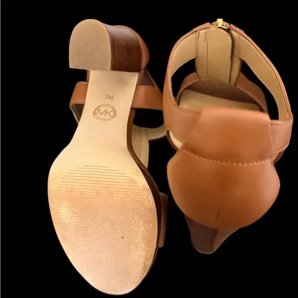 MICHAEL Michael Kors Tan Leather Zip-Front Slingback Sandals with Gold Hardware - Picture 5 of 5